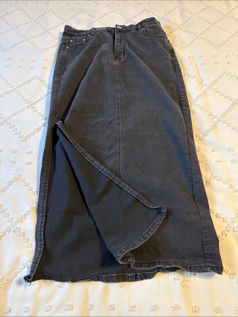 H&M Black Denim Midi Skirt with Front Slit Size Large - Picture 3 of 7